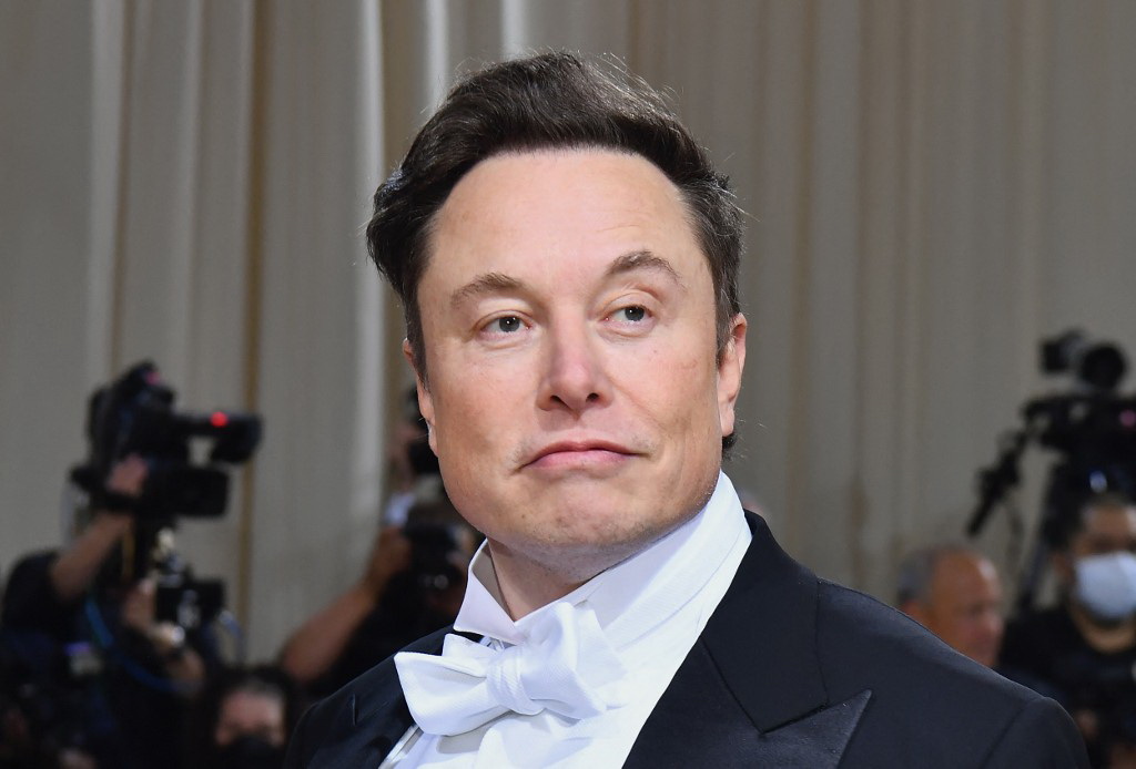 Tỷ phú Elon Musk sắp có đủ số tiền cần thiết để hoàn thành thương vụ mua Twitter với 44 tỷ USD.